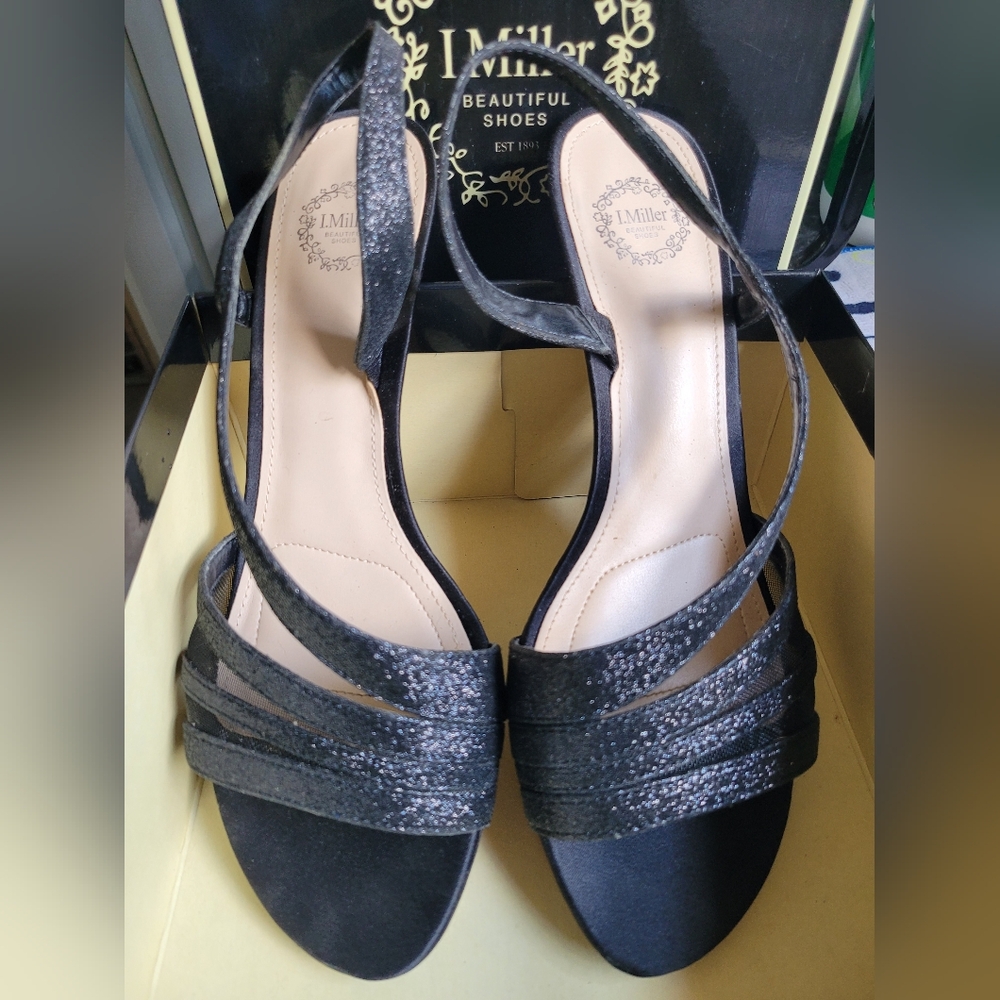 Black Dress Shoes. Sz 8.5 worn once